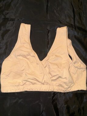 Motherhood Nursing Bra beige crossover size M 95% Cotton 5% Spandex EUC
